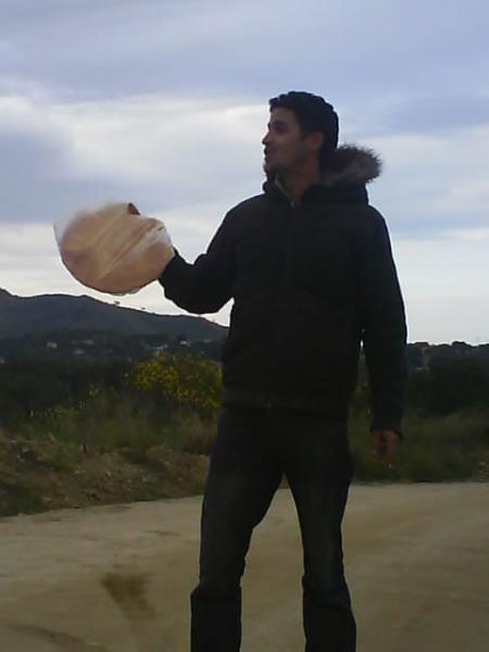 hay hay 3la toufita jay oujayab m3ah jou3 lespa�e